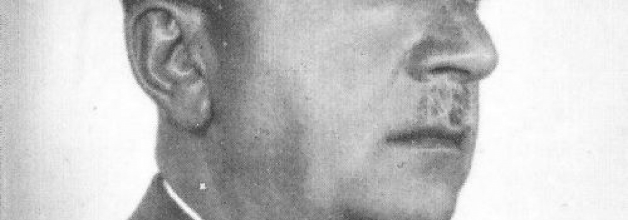 Od října 1935 do března 1939 byl brigádní generál Oleg Svátek velitelem 12. divize,  která pak ve dnech 14. až 18. března 1939 vedla ústupové boje s maďarskou hortyovskou armádou. Po návratu do protektorátu se zapojil podle pokynů Ústředního vedení Obrany národa do odbojové činnosti. V září 1941 byl zatčen a za prvního stanného práva vyhlášeného  po příchodu Reinharda Heydricha byl 1. října 1941 odsouzen k trestu smrti a ještě téhož dne zastřelen v bývalých dělostřeleckých kasárnách v Praze – Ruzyni. 